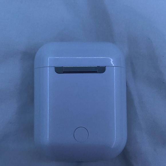 Apple air pods - Picture 2 of 3